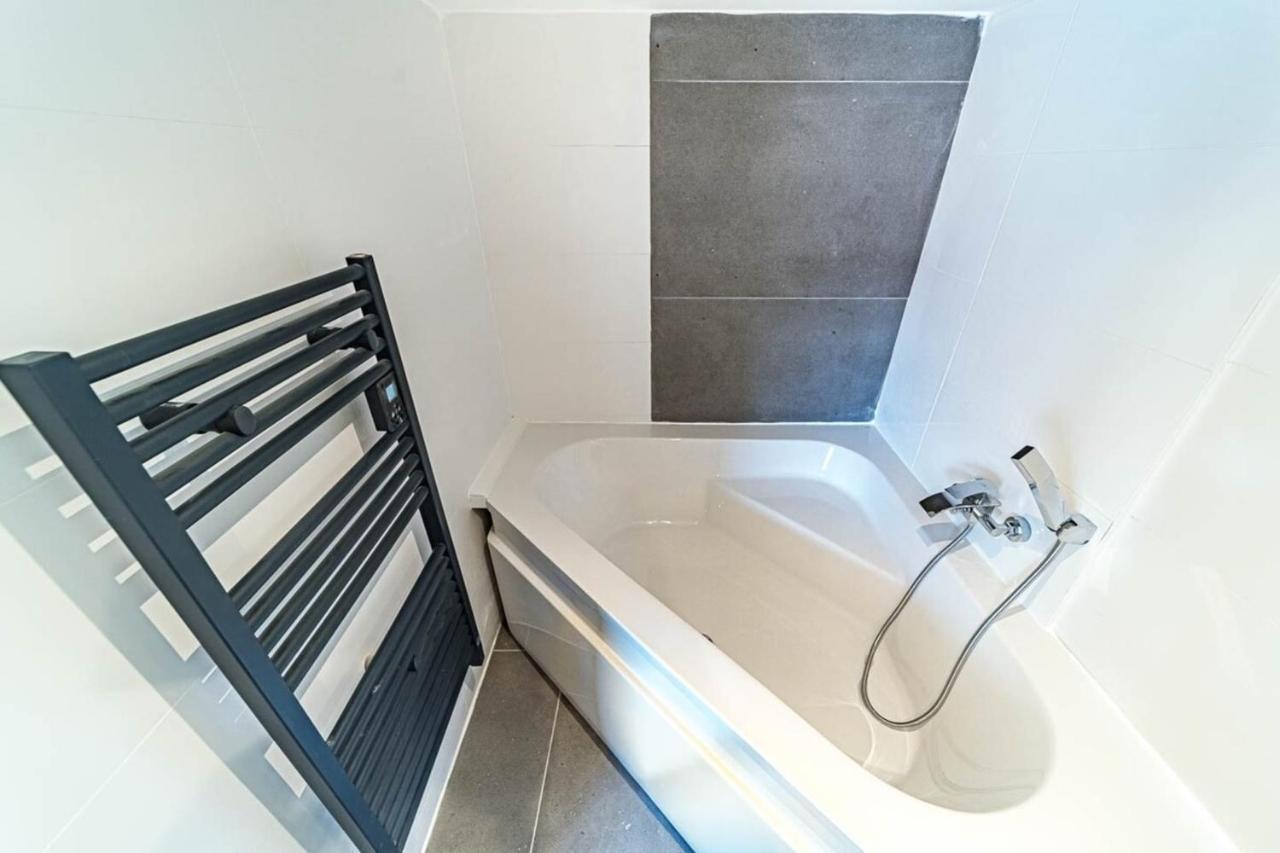 The Pizay Duplex Cozy 2 People - Metro Hotel De Ville リヨン エクステリア 写真